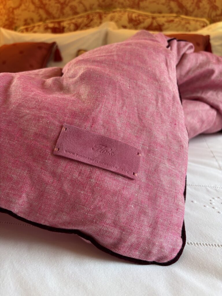 29EF7586-8769-4A71-9524-B1C50F6449D3-min