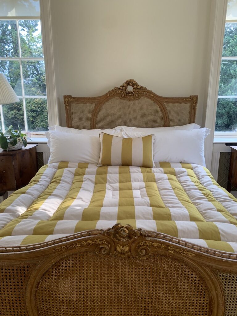 C08C461A-A54E-4A7E-9FEE-C0B7A666D041-min