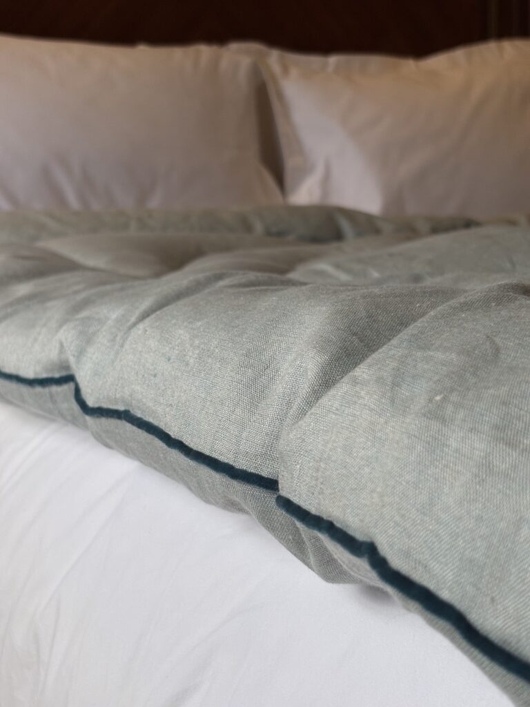 FF1FA341-6371-480C-B82D-7A8CFE3D8D2E-min